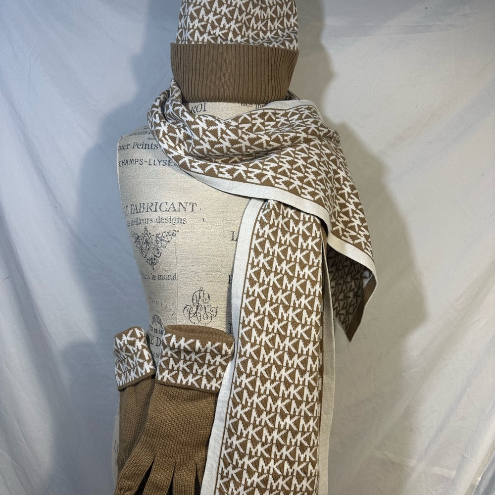 Michael Kors Tan & White MK Logo Knit Scarf, Beanie & Gloves Set